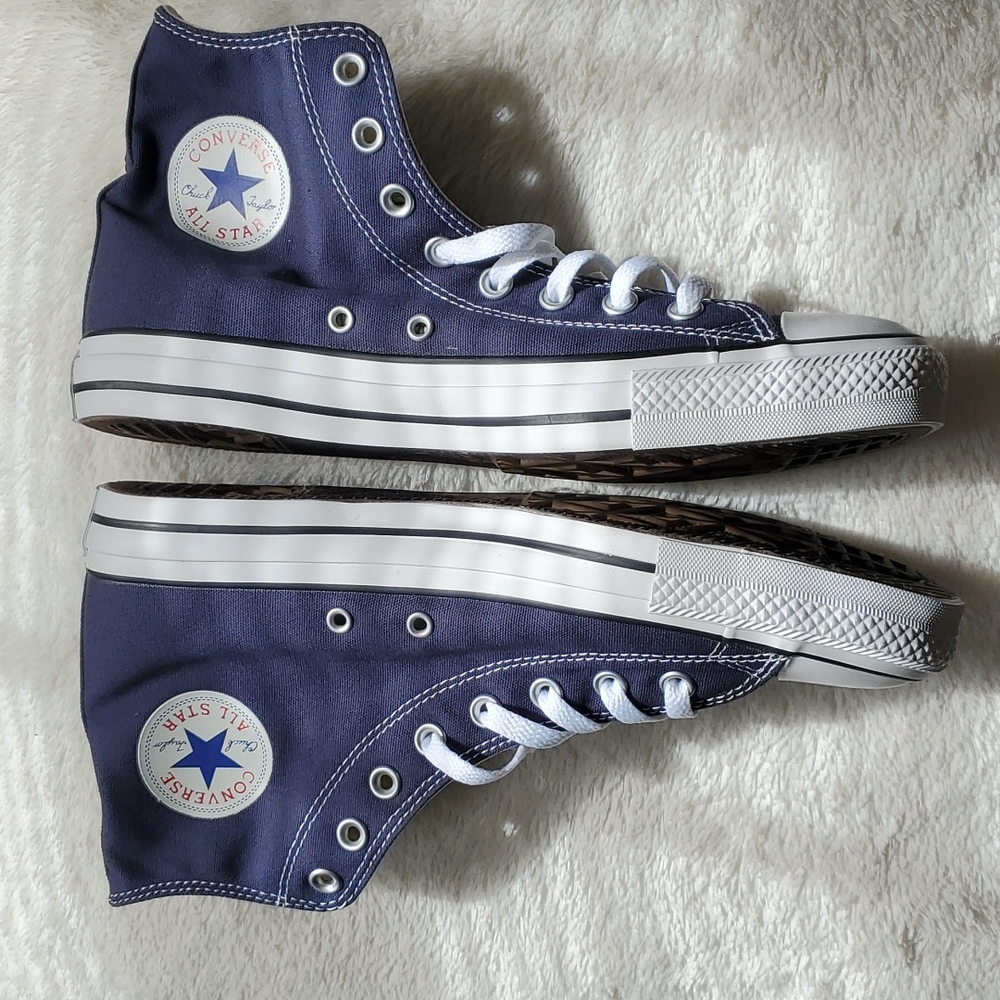Converse chuck Taylor all star women's high top sneakers, size 11